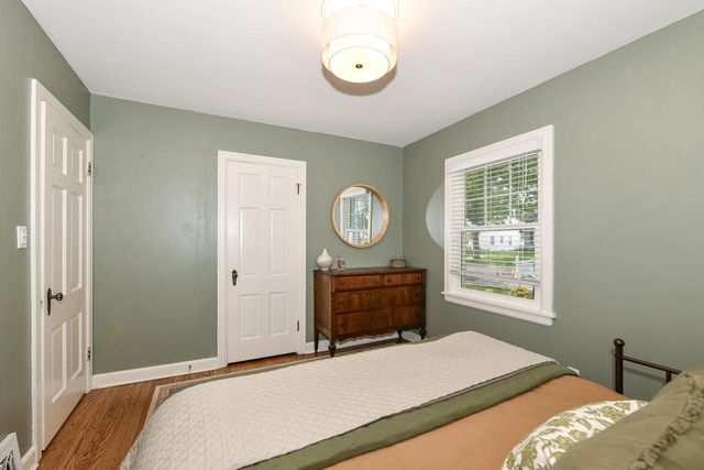610 N 112th STREET, Wauwatosa, WI 53226