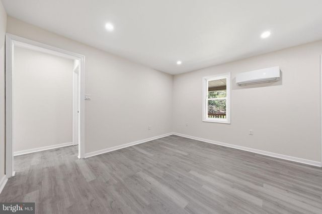 12528 SEAVOLT RD, Hancock, MD 21750
