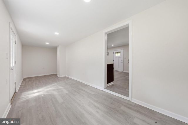 12528 SEAVOLT RD, Hancock, MD 21750