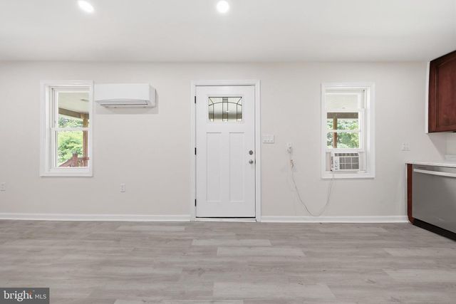 12528 SEAVOLT RD, Hancock, MD 21750
