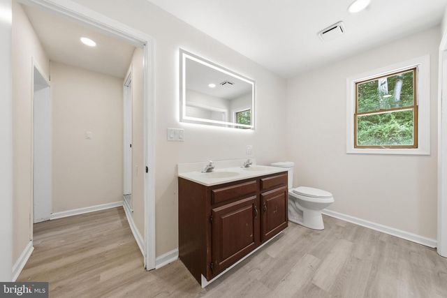 12528 SEAVOLT RD, Hancock, MD 21750