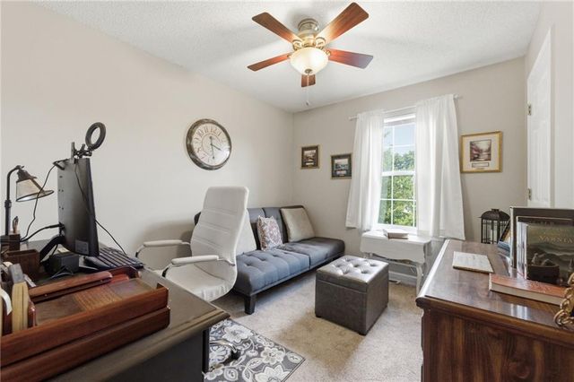 128 N Highland Drive, Raymore, MO 64083