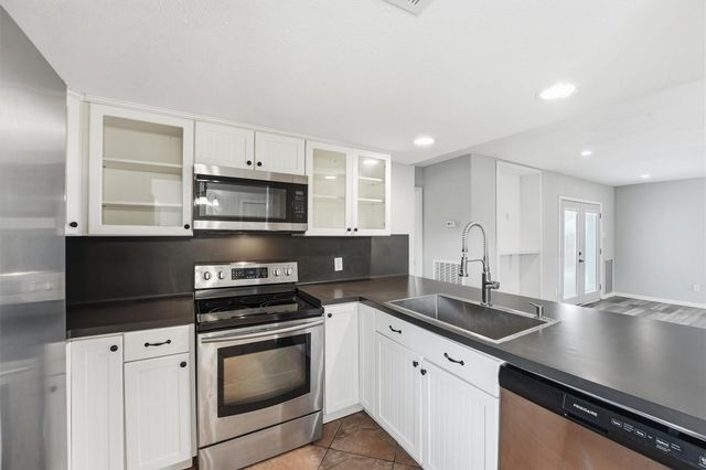 12675 Lake Conroe Hills Drive, Willis, TX 77318