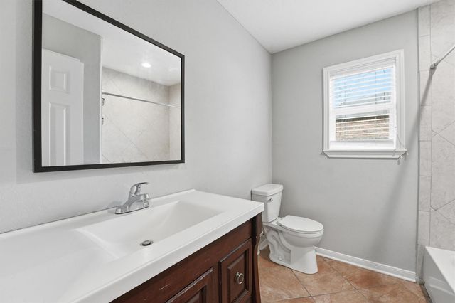 12675 Lake Conroe Hills Drive, Willis, TX 77318