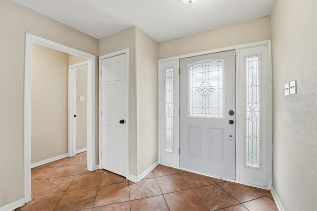 12675 Lake Conroe Hills Drive, Willis, TX 77318