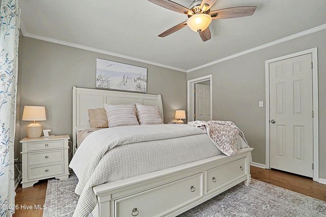 503 Groves Point Drive, Hampstead, NC 28443