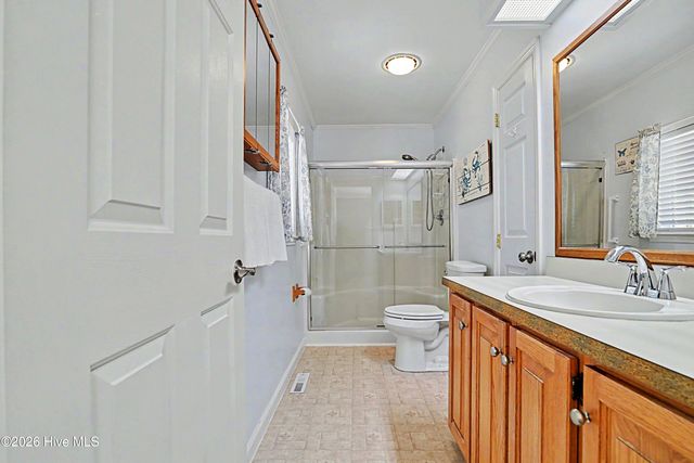 503 Groves Point Drive, Hampstead, NC 28443