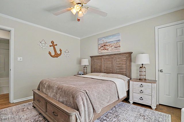 503 Groves Point Drive, Hampstead, NC 28443