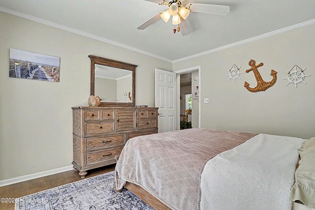 503 Groves Point Drive, Hampstead, NC 28443