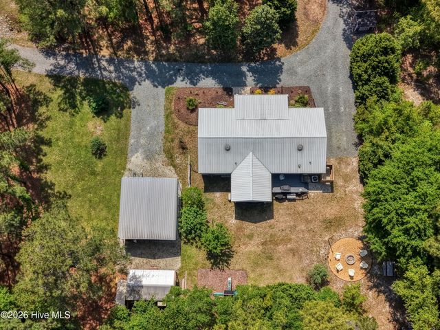 503 Groves Point Drive, Hampstead, NC 28443
