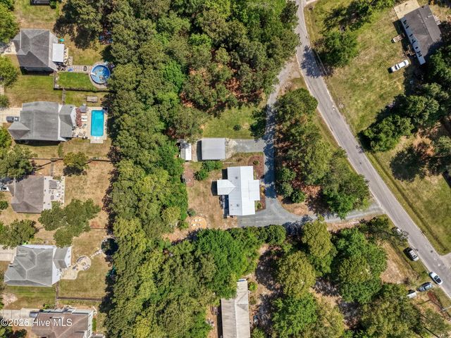 503 Groves Point Drive, Hampstead, NC 28443