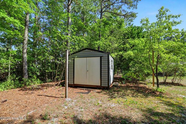 503 Groves Point Drive, Hampstead, NC 28443