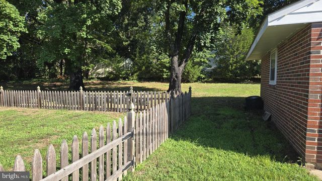 18 HOOD DR, Bridgeton, NJ 08302