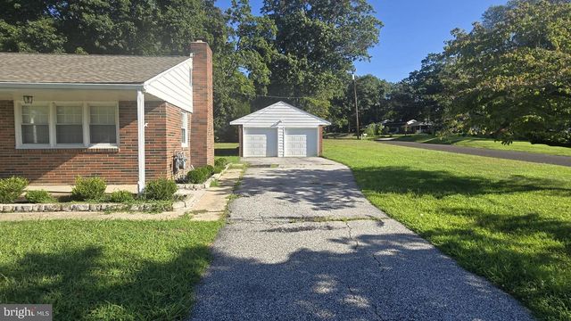 18 HOOD DR, Bridgeton, NJ 08302