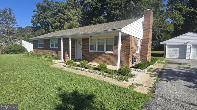 18 HOOD DR, Bridgeton, NJ 08302