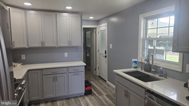 18 HOOD DR, Bridgeton, NJ 08302