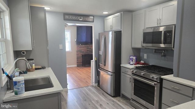 18 HOOD DR, Bridgeton, NJ 08302
