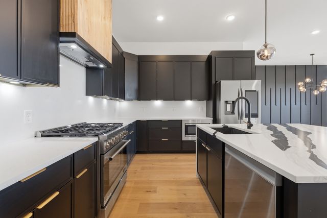 6029 Hill Circle, Nashville, TN 37209