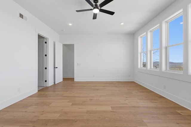 6029 Hill Circle, Nashville, TN 37209