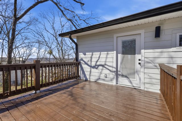 6029 Hill Circle, Nashville, TN 37209
