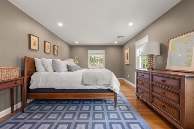 256 Robbins St, Milton, MA 02186
