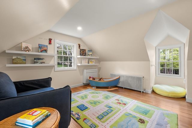 256 Robbins St, Milton, MA 02186
