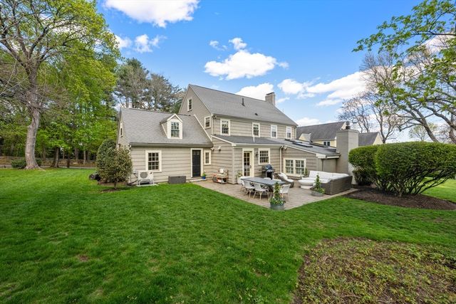 256 Robbins St, Milton, MA 02186