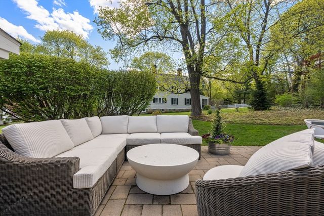 256 Robbins St, Milton, MA 02186