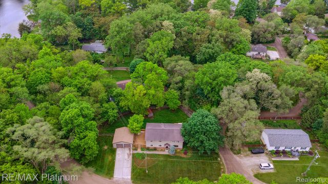 11520 WEIMAN Drive, Putnam Twp, MI 48169