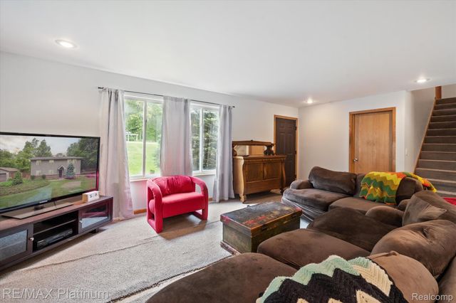 11520 WEIMAN Drive, Putnam Twp, MI 48169