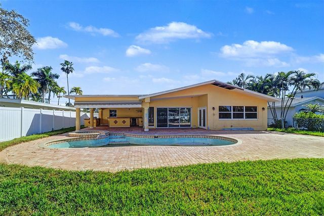 15918 REDINGTON DRIVE, Redington Beach, FL 33708