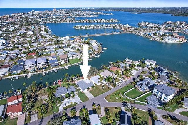 15918 REDINGTON DRIVE, Redington Beach, FL 33708