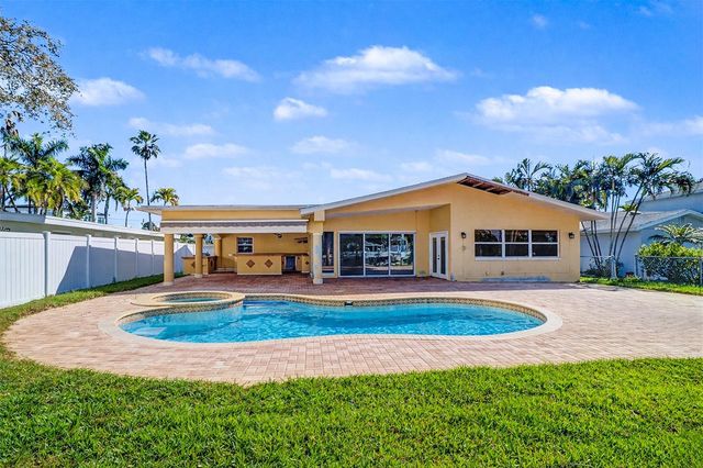 15918 REDINGTON DRIVE, Redington Beach, FL 33708