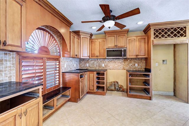 15918 REDINGTON DRIVE, Redington Beach, FL 33708