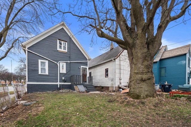 2873 N Dr William Finlayson STREET, Milwaukee, WI 53212