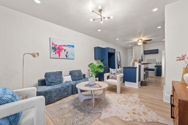 2873 N Dr William Finlayson STREET, Milwaukee, WI 53212