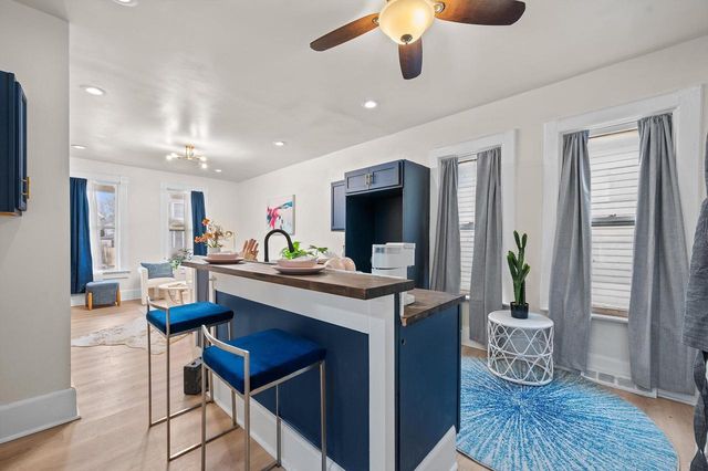 2873 N Dr William Finlayson STREET, Milwaukee, WI 53212