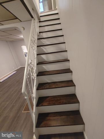 208-210 N AVONDALE ST, Philadelphia, PA 19139