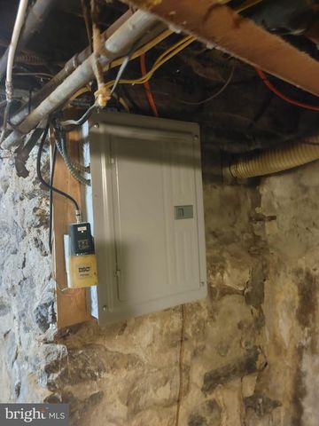 208-210 N AVONDALE ST, Philadelphia, PA 19139