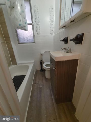 208-210 N AVONDALE ST, Philadelphia, PA 19139