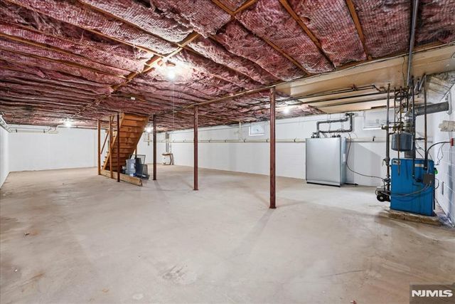 611 Snake Den Road, West Milford, NJ 07480