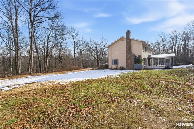611 Snake Den Road, West Milford, NJ 07480