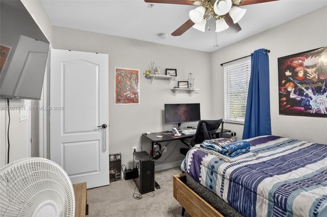 120 Jacaranda Country Club Dr 205, Plantation, FL 33324