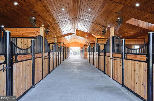 101 HARBOURTON WOODSVILLE RD, Pennington, NJ 08534