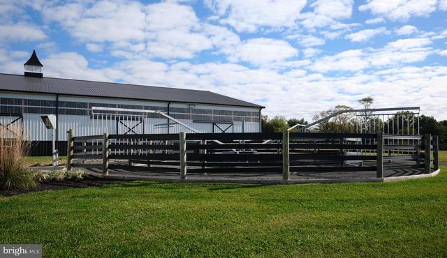 101 HARBOURTON WOODSVILLE RD, Pennington, NJ 08534