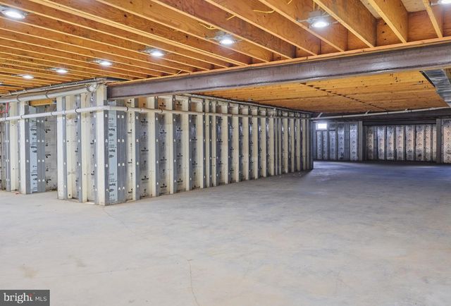 101 HARBOURTON WOODSVILLE RD, Pennington, NJ 08534