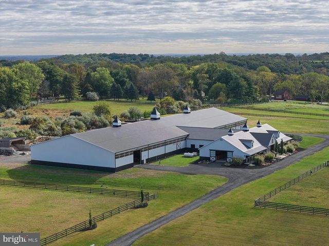 101 HARBOURTON WOODSVILLE RD, Pennington, NJ 08534