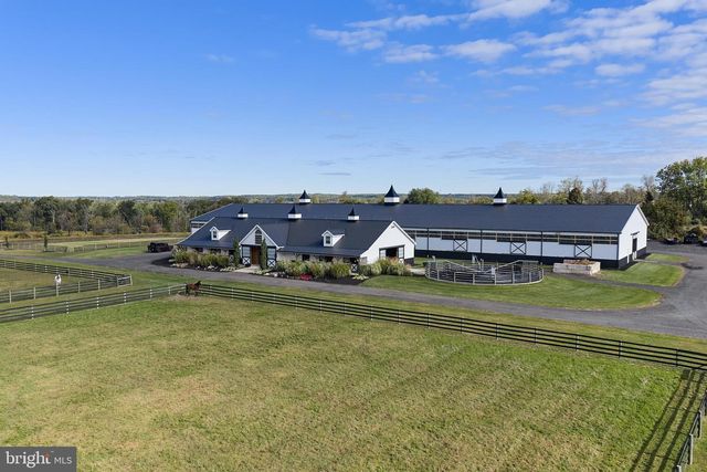 101 HARBOURTON WOODSVILLE RD, Pennington, NJ 08534