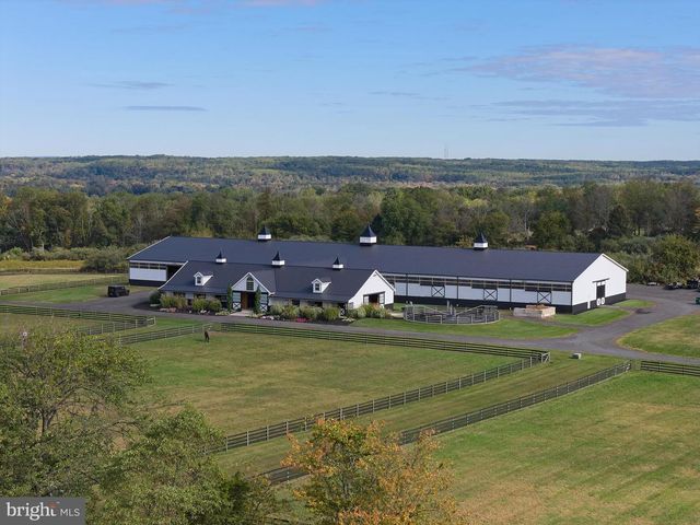 101 HARBOURTON WOODSVILLE RD, Pennington, NJ 08534