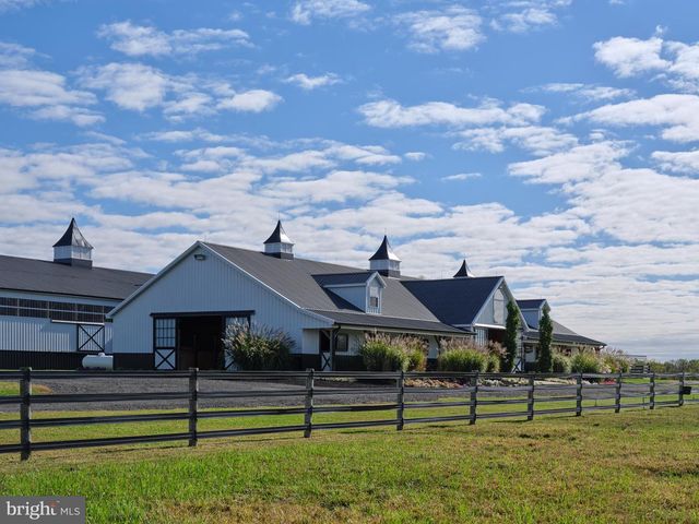 101 HARBOURTON WOODSVILLE RD, Pennington, NJ 08534